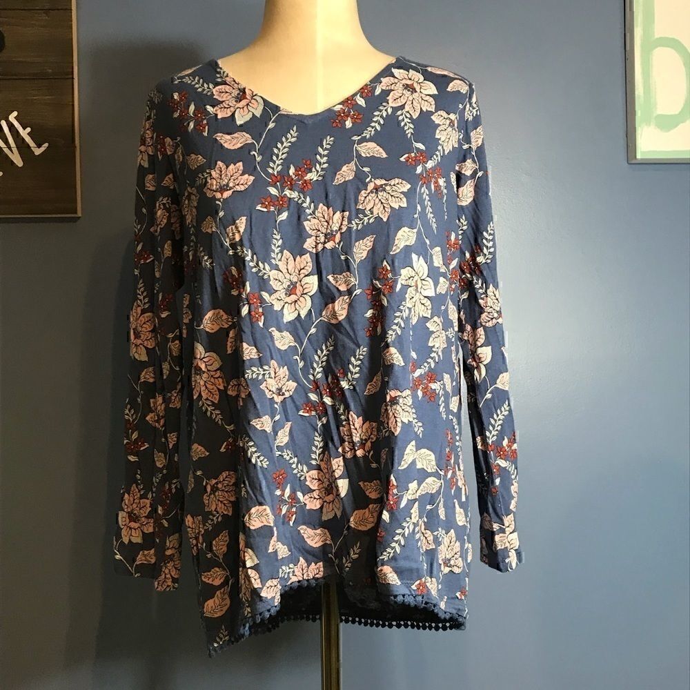 J. Jill Blue Long Sleeve Floral Top - Small